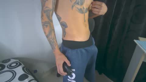 Snapshot of sem_alas chatting on 02.15.25 sem_alas online show from 02.15.25