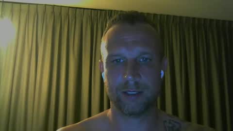 Snapshot of sence08 chatting on 02.27.26 sence08 online show from 02.27.26