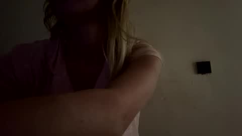 Sennya online show from 10.05.25