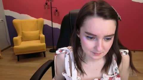 Snapshot of sensemysoul chatting on 11.27.25 sensemysoul online show from 11.27.25