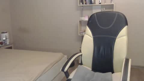 Mary Cherry online show from 12.06.24