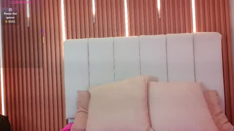 Snapshot of sensual_kim77 chatting on 05.09.26 Sensual Kim77 online show from 05.09.26