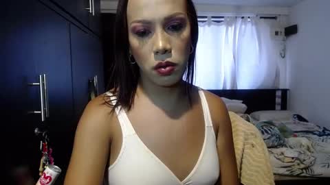 Snapshot of sensual_natalie chatting on 01.06.25 sensual_natalie online show from 01.06.25