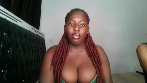 Snapshot of sensual_ria chatting on 06.04.26 sensual_ria online show from 06.04.26