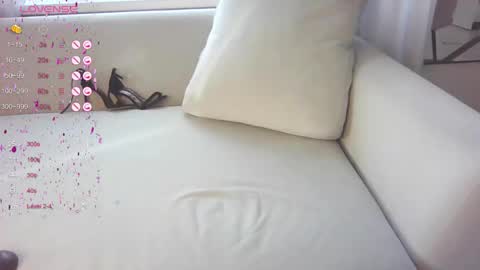 Snapshot of sensualberry chatting on 02.12.26 sensualberry online show from 02.12.26