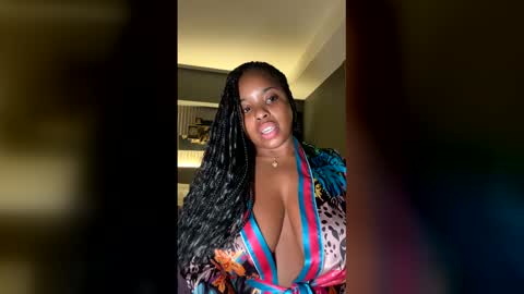 Snapshot of sensualprima chatting on 05.22.26 sensualprima online show from 05.22.26