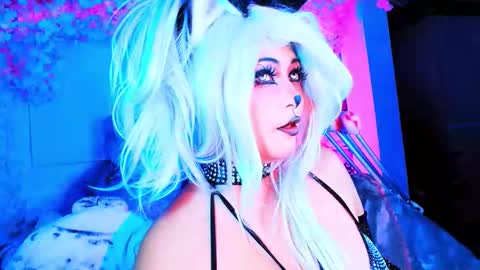 Snapshot of seraphine23_ chatting on 02.18.26 seraphine online show from 02.18.26