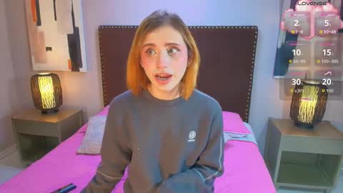 Seraphine star online show from 12.23.25