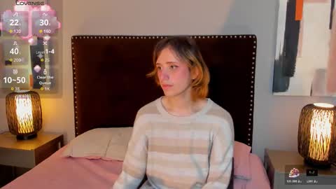 Seraphine star online show from 03.22.26