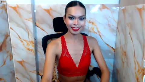 Snapshot of serenamarqueza chatting on 06.24.26 Sam online show from 06.24.26