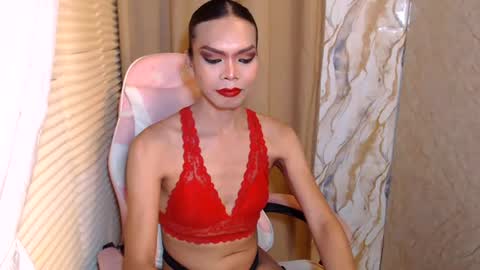 Snapshot of serenamarqueza chatting on 06.29.26 Sam online show from 06.29.26