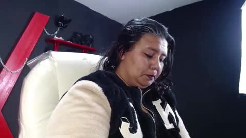 Snapshot of serenamystsh chatting on 11.03.25 serenamystsh online show from 11.03.25