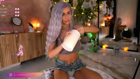 Serene Sophiex online show from 10.21.25