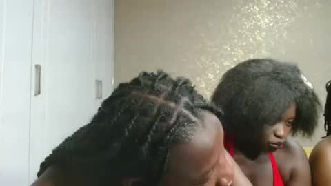 Serene online show from 11.30.25