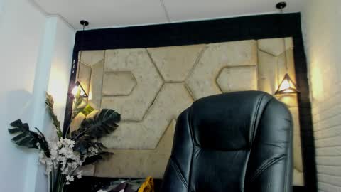 Serene online show from 04.09.26