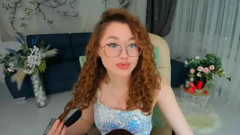 Snapshot of sereneflame chatting on 04.30.26 Ophelia online show from 04.30.26