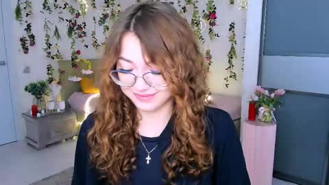 Snapshot of sereneflame chatting on 06.02.26 Ophelia online show from 06.02.26
