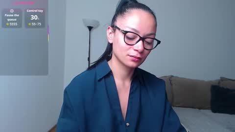 Snapshot of serenesophi chatting on 12.03.25 SereneSophi online show from 12.03.25