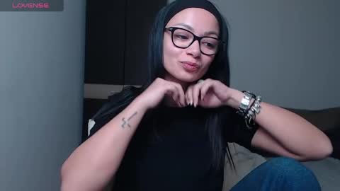 SereneSophi online show from 04.06.26