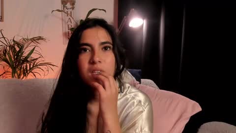 Snapshot of serenity_day chatting on 02.19.25 Serenity online show from 02.19.25