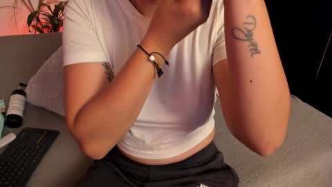 Snapshot of serenity_day chatting on 09.24.25 Serenity online show from 09.24.25