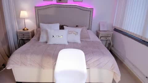 Serenna Cruz online show from 03.04.25