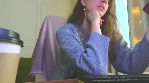 Snapshot of sereta_fin chatting on 12.17.24 Hey Guys and Girls non-binary personalities Im Sereta online show from 12.17.24