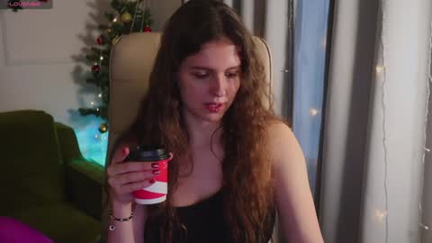 Snapshot of sereta_fin chatting on 01.03.25 Hey Guys and Girls non-binary personalities Im Sereta online show from 01.03.25