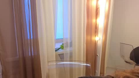 Snapshot of sereta_fin chatting on 02.18.25 Hey Guys and Girls non-binary personalities Im Sereta online show from 02.18.25