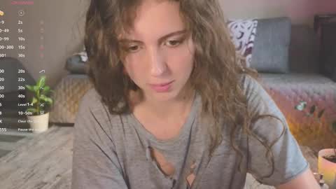 Snapshot of sereta_fin chatting on 09.22.25 Hey Guys and Girls non-binary personalities Im Sereta online show from 09.22.25