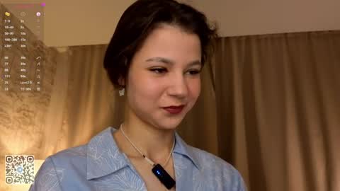 Snapshot of serinazele chatting on 06.18.26 Melissa online show from 06.18.26