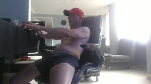 Snapshot of serioyhetero19 chatting on 01.24.25 hetero serio discreto online show from 01.24.25