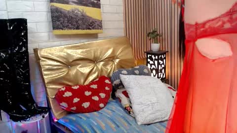 call me MILES   online show from 02.08.25