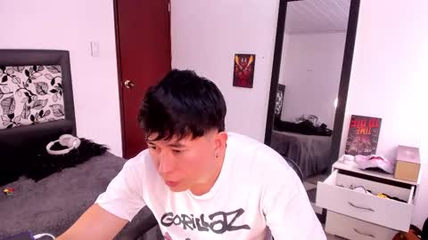 Snapshot of setsuna_10 chatting on 02.22.25 david online show from 02.22.25