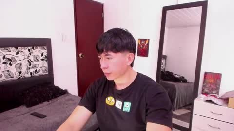 Snapshot of setsuna_10 chatting on 02.28.25 david online show from 02.28.25