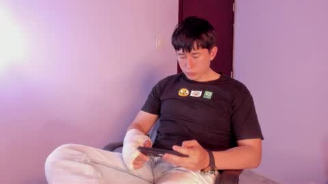 Snapshot of setsuna_10 chatting on 10.08.25 david online show from 10.08.25