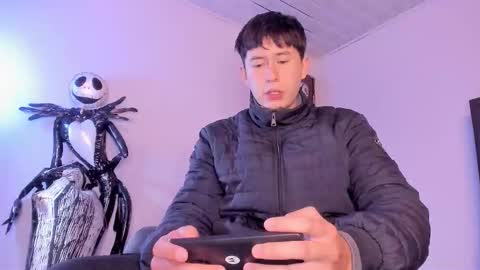 Snapshot of setsuna_10 chatting on 11.22.25 david online show from 11.22.25