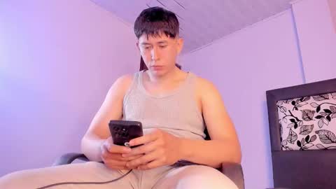 Snapshot of setsuna_10 chatting on 11.28.25 david online show from 11.28.25