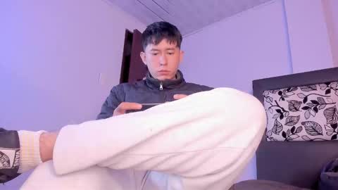 Snapshot of setsuna_10 chatting on 11.29.25 david online show from 11.29.25