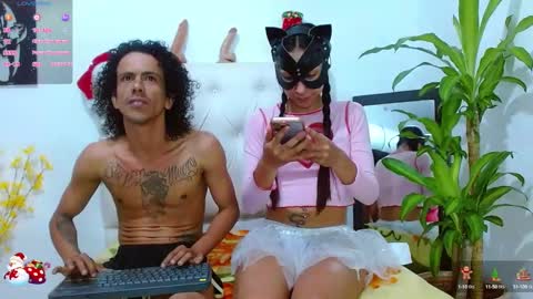 Snapshot of sex_play_hot chatting on 12.31.24 SEX PLAY HOT online show from 12.31.24