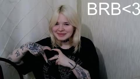 Snapshot of sex_store chatting on 02.24.26 Eva and Oliver online show from 02.24.26