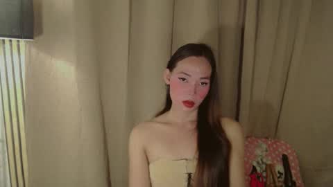 Snapshot of sexbombvenice chatting on 04.17.26 Venice online show from 04.17.26