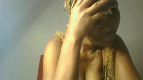 Snapshot of sexie_love chatting on 03.10.25 Nancy online show from 03.10.25