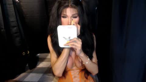 Snapshot of sexiest_asiants chatting on 02.25.26 nicole online show from 02.25.26