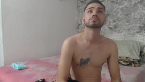 Snapshot of sexincompany chatting on 01.14.25 monserat y thony online show from 01.14.25