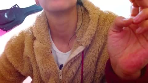 Snapshot of sexmilkdirty chatting on 01.05.25 sexmilkdirty online show from 01.05.25