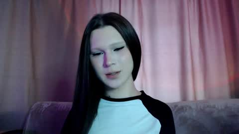 Nextdoor Princess online show from 02.12.25