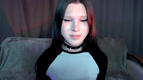 Nextdoor Princess online show from 03.05.25