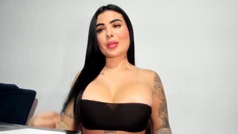 Snapshot of sexual_addiction chatting on 10.07.25 SARA online show from 10.07.25