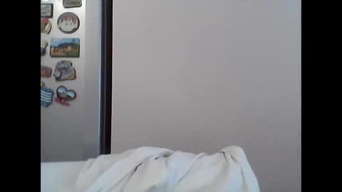 Snapshot of sexualman1900 chatting on 10.08.25 sexualman1900 online show from 10.08.25